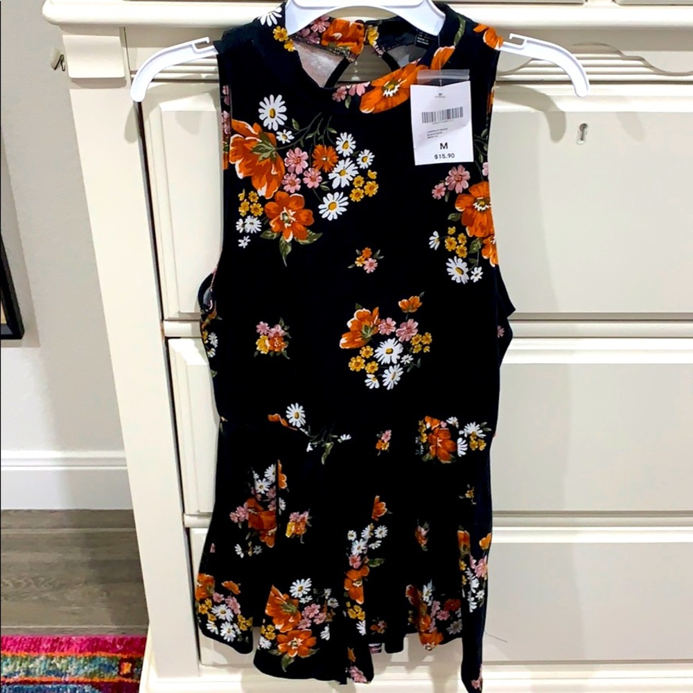 Forever 21 jumpsuit with open back🤎🤎